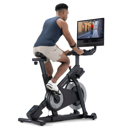iFIT connected light commercial upright bike from Freemotion
